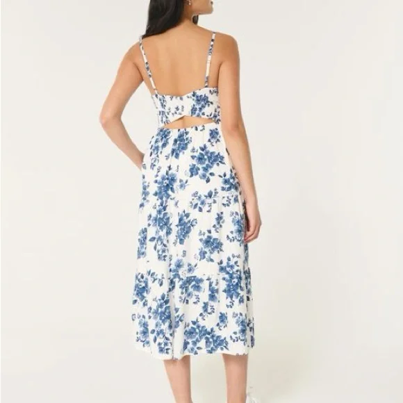 Hollister Blue and White Floral Maxi Dress - Picture 2 of 6